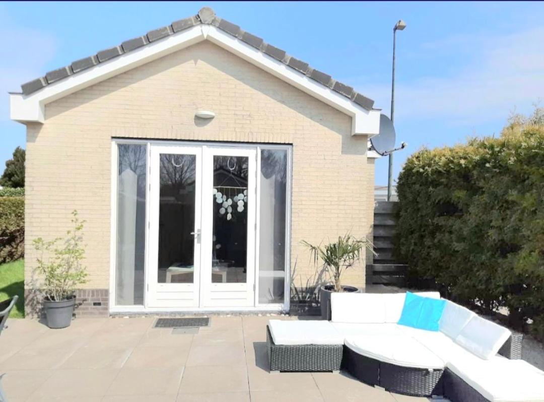 Huisje Finn, Met Grote Tuin En Veel Privacy Dirkshorn Dış mekan fotoğraf